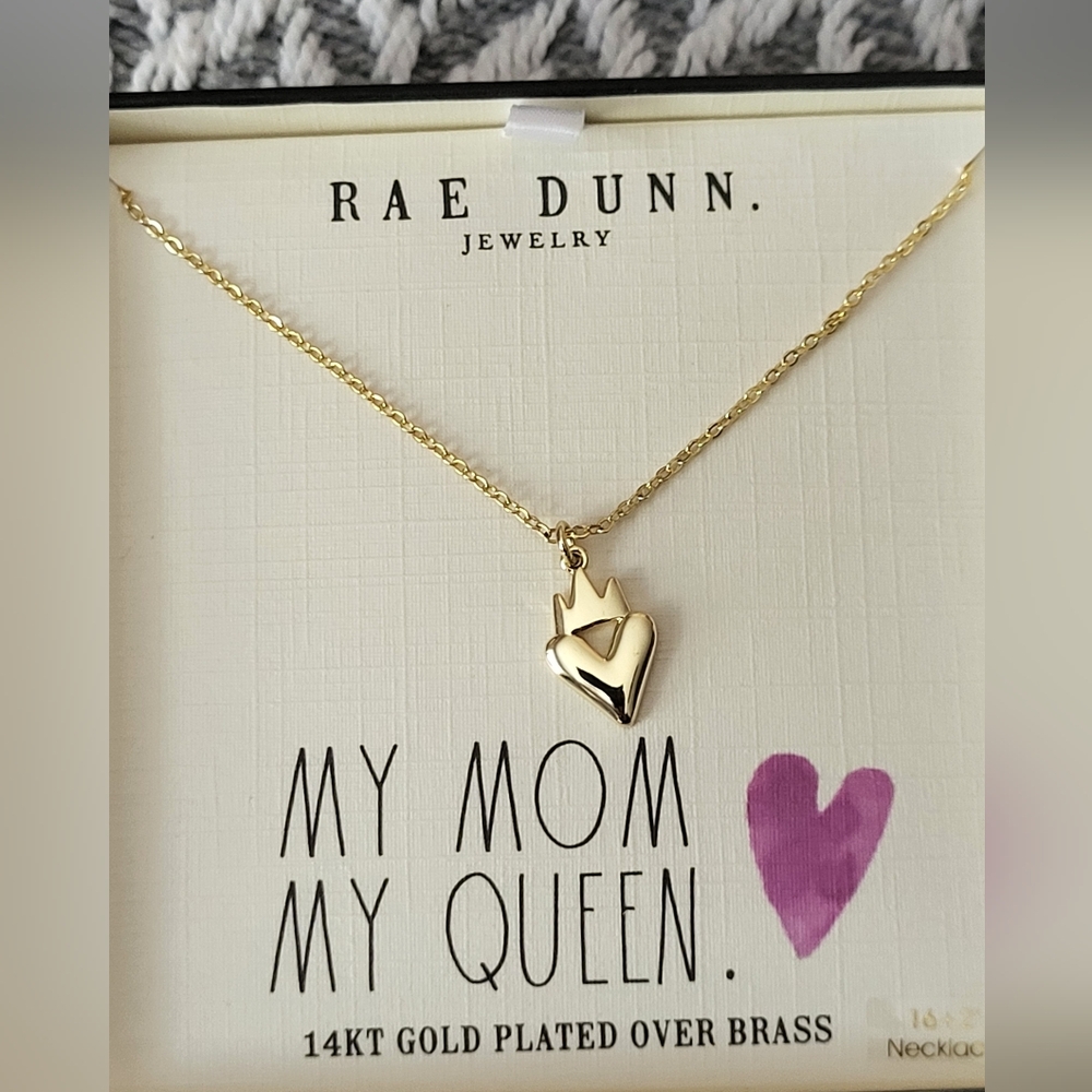 Rae Dunn My Mom My Queen Necklace - Picture 9 of 12